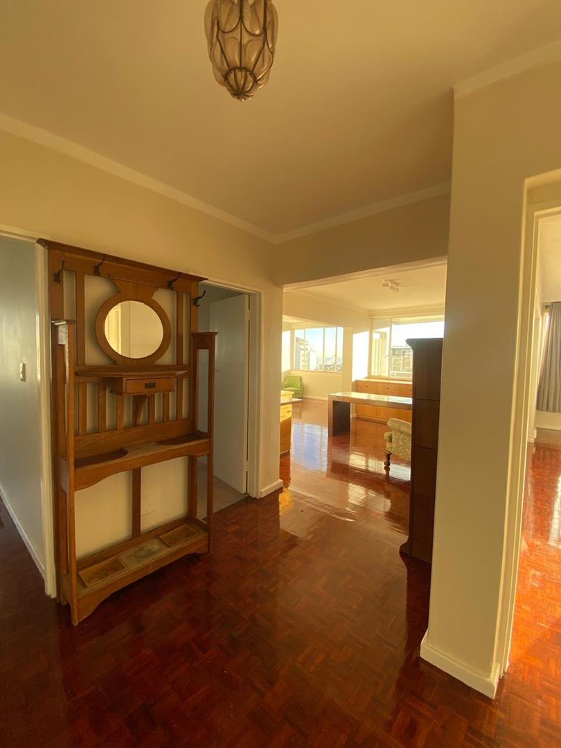 To Let 2 Bedroom Property for Rent in Sea Point Western Cape